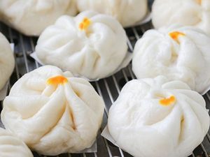 salapao mon banh bao ngon tuyet voi cua am thuc thai lan 300x225 - Salapao – món bánh bao ngon tuyệt vời của ẩm thực Thái Lan             