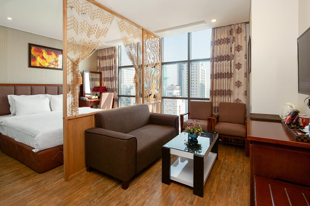 crytal hotel da nang 1024x682 - Top 10 khách sạn 3 sao Đà Nẵng giá tốt được nhiều du khách lựa chọn