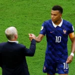 mbappe deschamps 06570338 150x150 - Mbappe thừa nhận tuyển Pháp thi đấu như 'trò đùa'