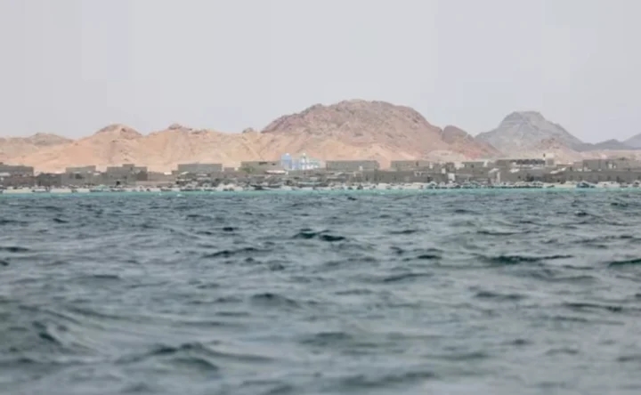 Houthi dọa tấn công cơ sở dầu mỏ của Ả Rập Xê-út