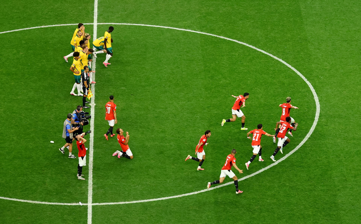 Đối thủ dùng ‘vũ khí bí mật’, đội Ai Cập mở laptop tìm Mbappe làm quân sư